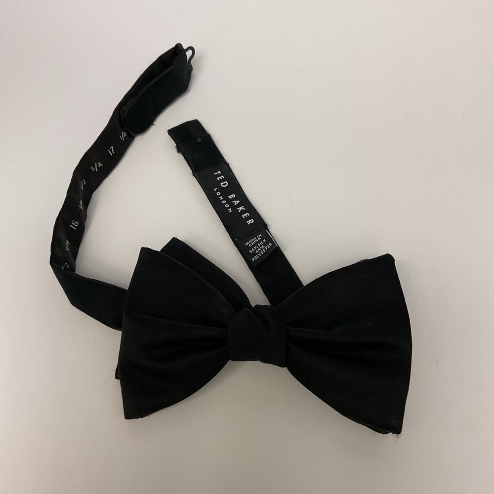 TED BAKER LONDON MENS SILK BLEND BOW TIE BLACK OS NWOT